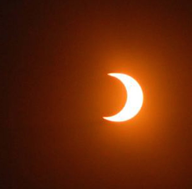 Similar to eclipse on 08-21-17 Mon